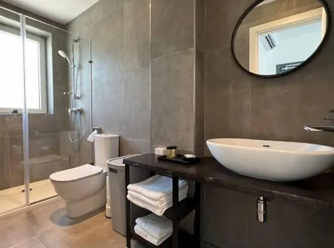 The Valley 6 With Parking On Premises 4* Saint Julian's