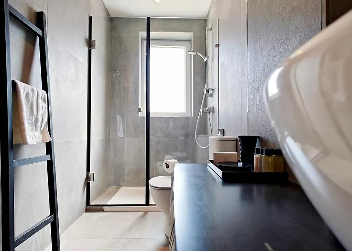 The Valley 6 With Parking On Premises 4*