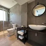 The Valley 6 With Parking On Premises 3* Saint Julian's